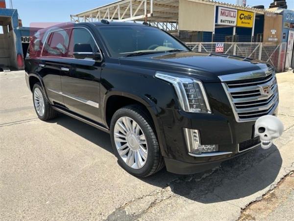 Cadillac Escalade 2018 for sale in Iraq - Duhok